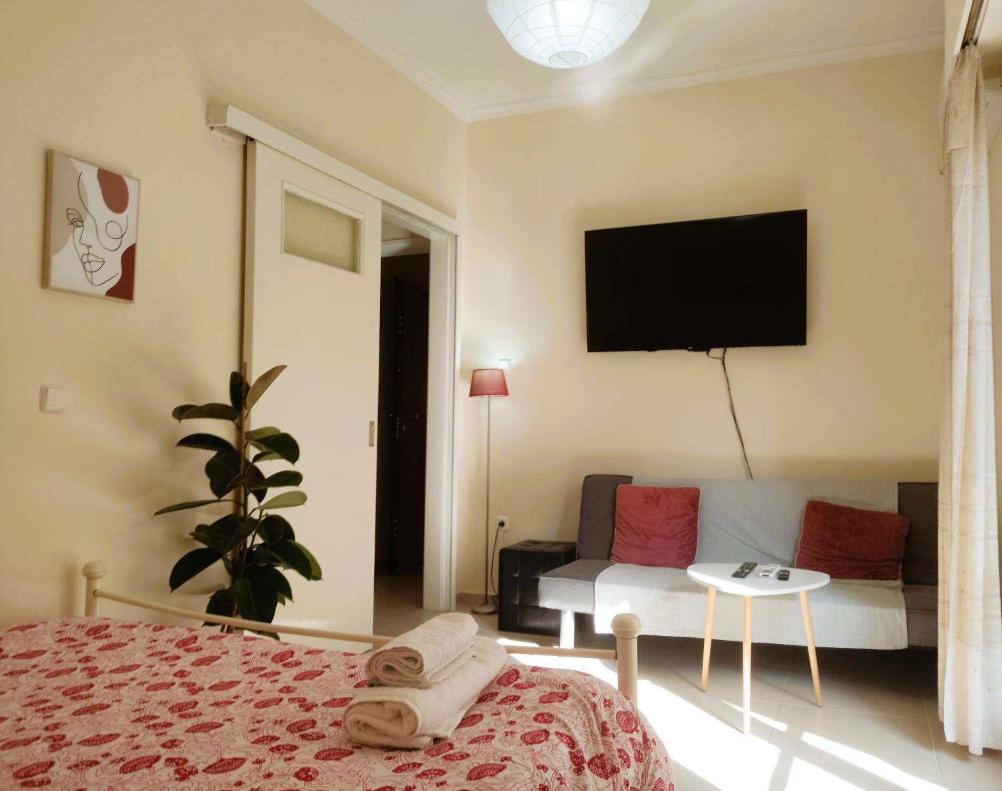 Next To Metro! Bright Apartment With Fully Equipped Kitchen Athens Exterior photo