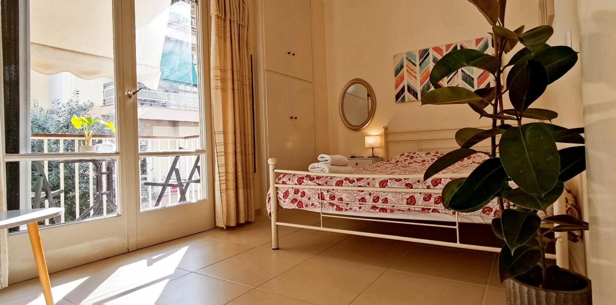 Next To Metro! Bright Apartment With Fully Equipped Kitchen Athens Exterior photo